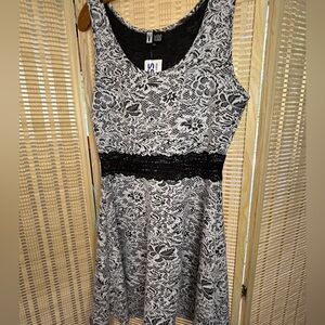 Vibe dress juniors XL